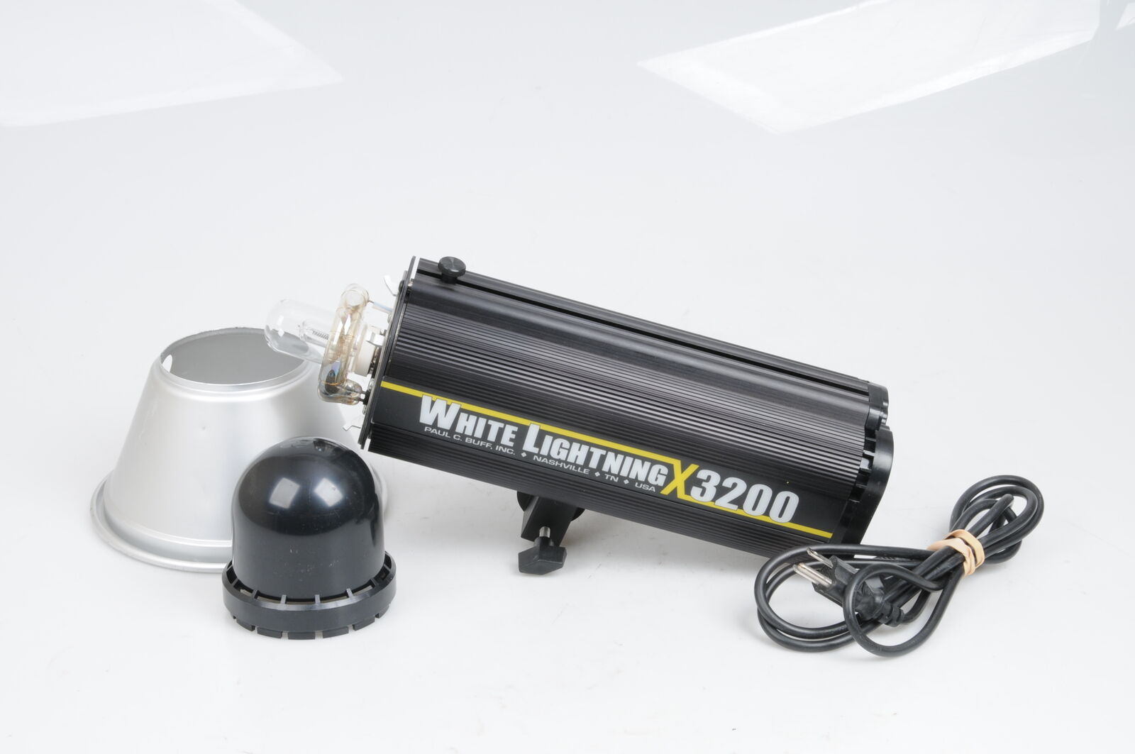 Paul Buff White Lightning X3200 Flash Unit (1320ws) #579