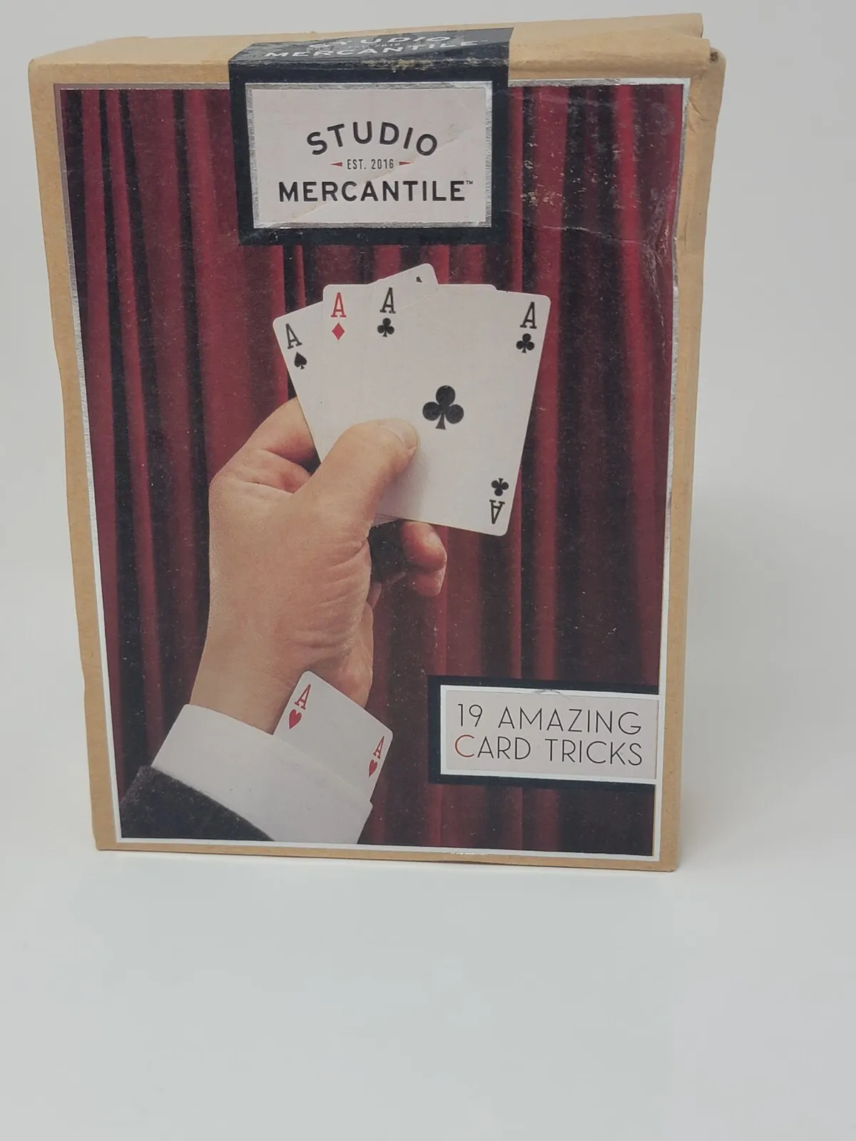 19 AMAZING CARD TRICKS Studio Mercantile Magician How-To Kit & Instructions