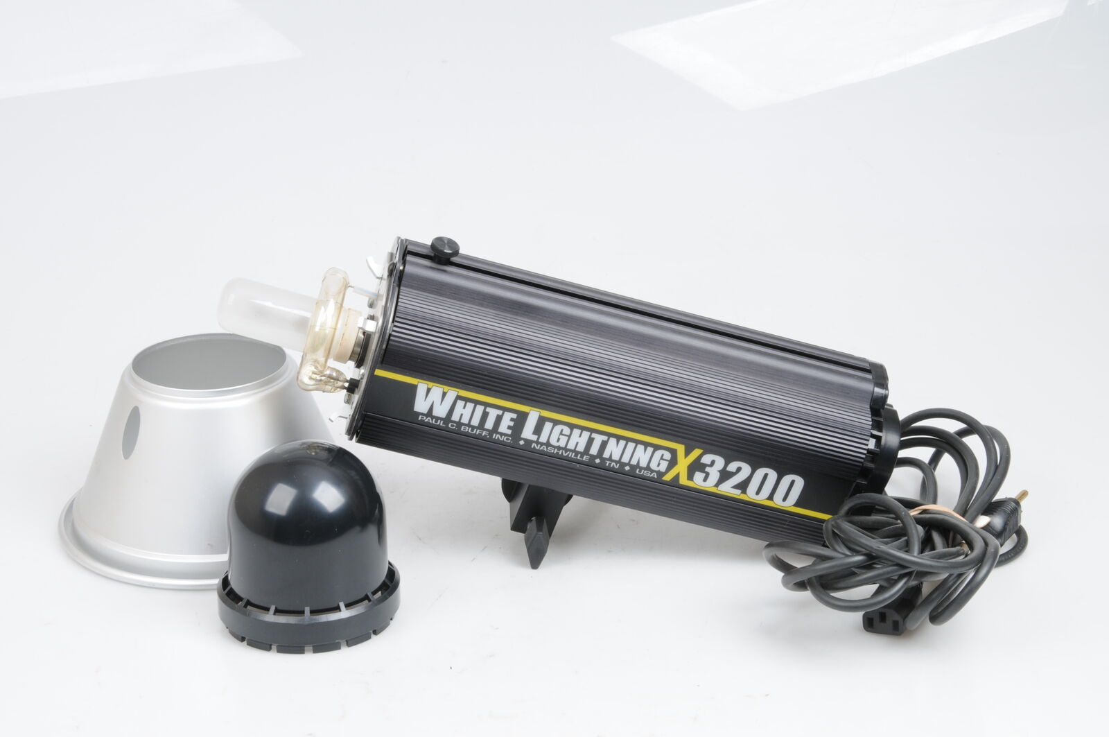 Paul Buff White Lightning X3200 Flash Unit (1320ws) #586